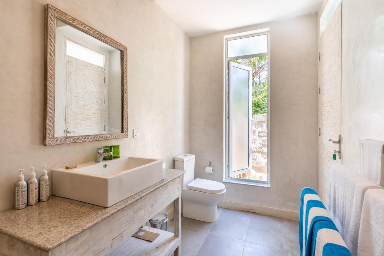 Saffron Villas Diani Beach Buitenkant foto